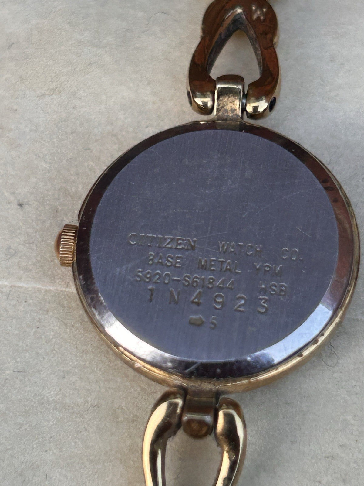 Vintage Citizen Ladies Gold Tone Bracelet Watch Quartz YPM New Battery