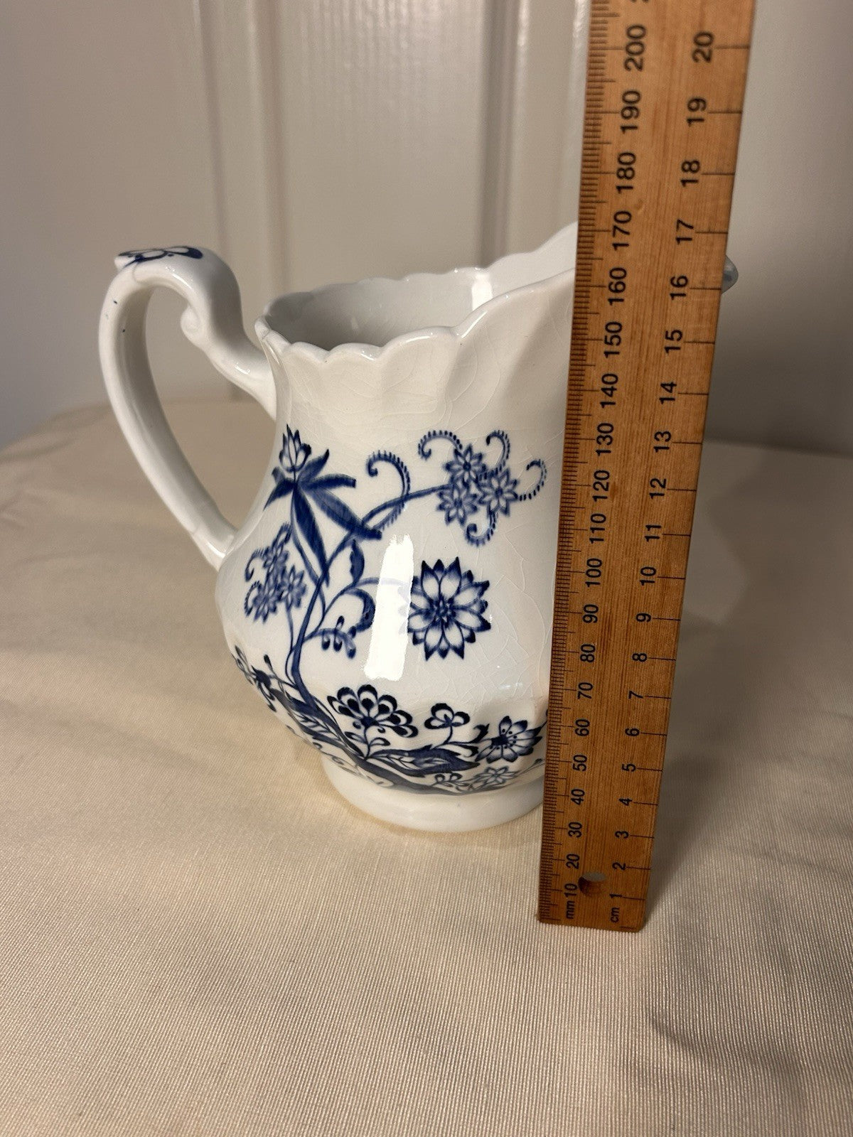 J&G Meakin Blue Nordic Jug 17cm – Staffordshire England Vintage Classic White