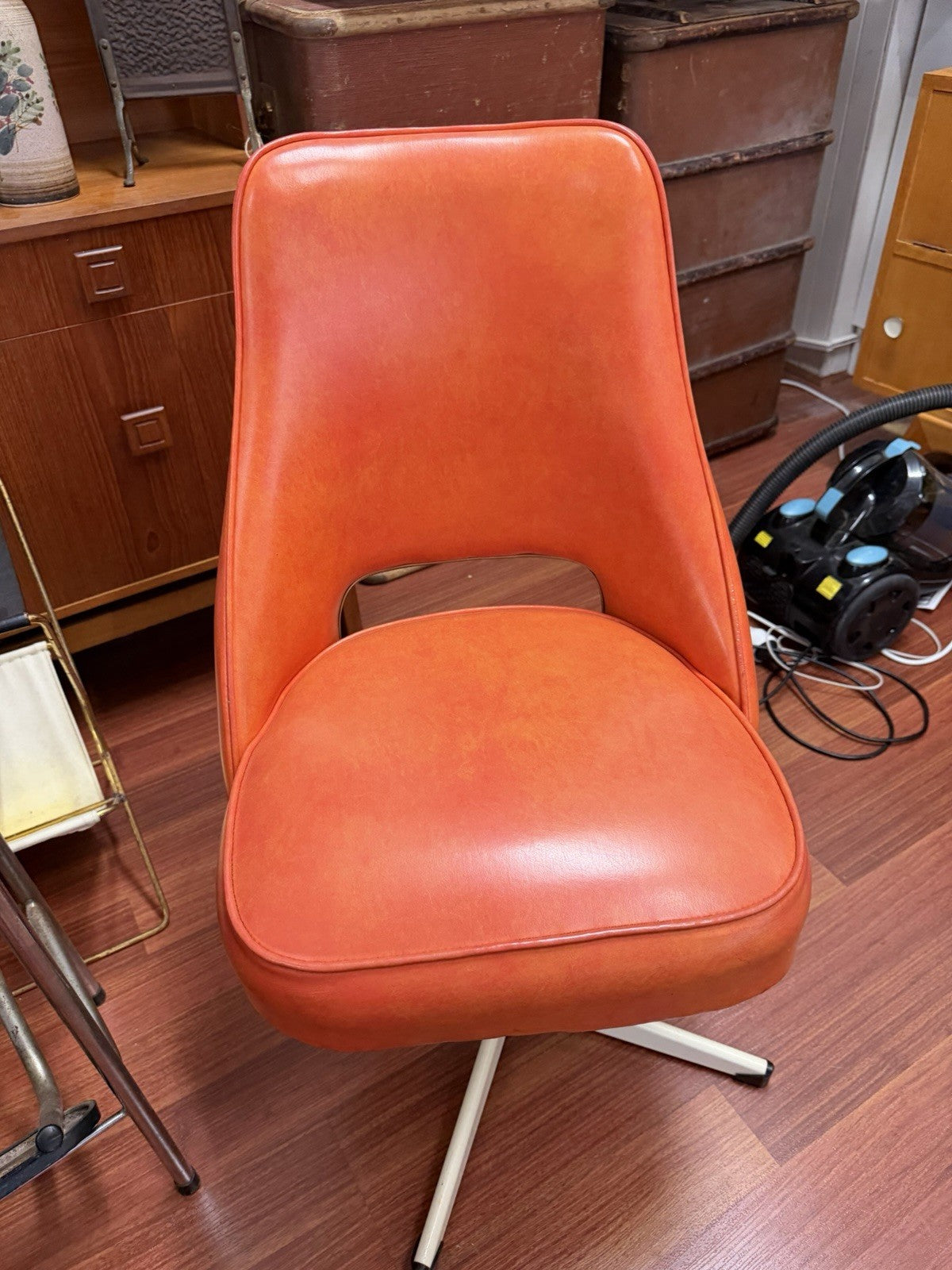 1970s Dimensional Plastics Glamourama Resin Dining Table 4 Swivel Chairs