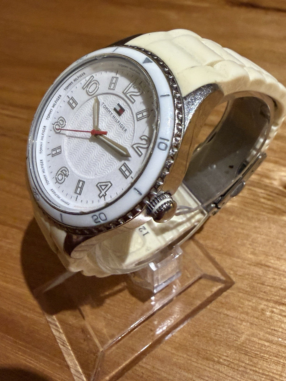 Tommy Hilfiger TH.147.3.29.1057 White Silicone Ladies Quartz Watch Working