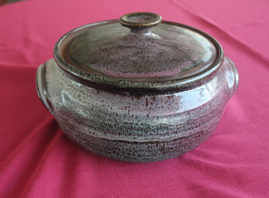 Vintage Studio Pottery Lidded Casserole | Australian Studio Pottery | c.1995
