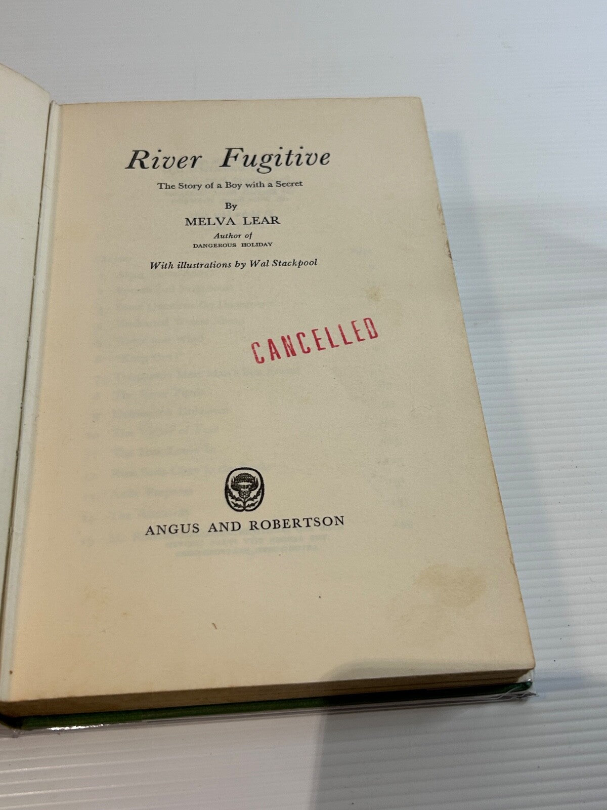 River Fugitive Melva Lear 1963 HC DJ 1st Ed Angus & Robertson Stackpool Art