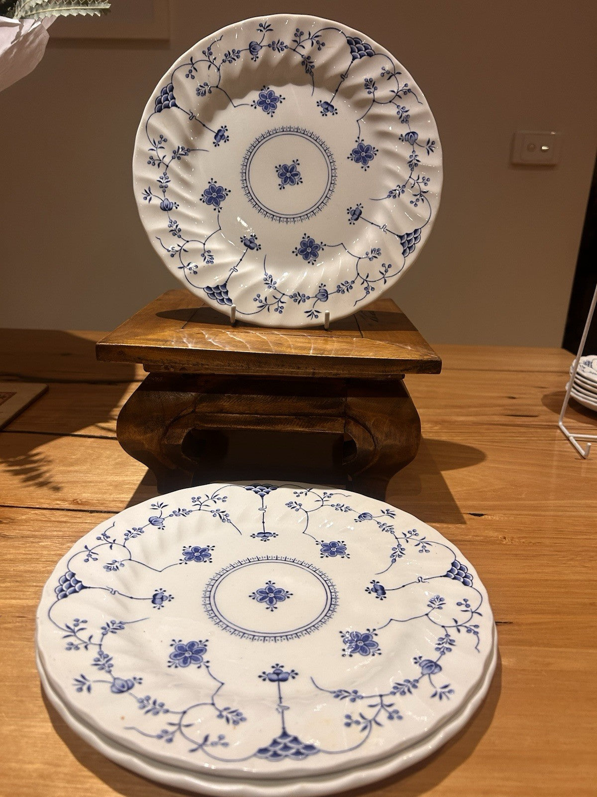 Myott Finlandia Plate Blue White Staffordshire 1982 25cm Vintage England