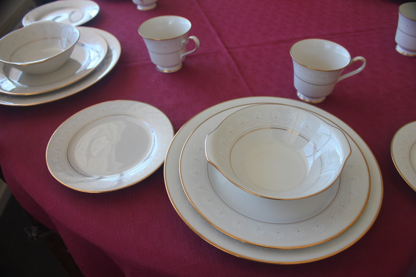 Noritake Caledonia 7091 Dinner Set Japan Embossed Gold Rim Vintage
