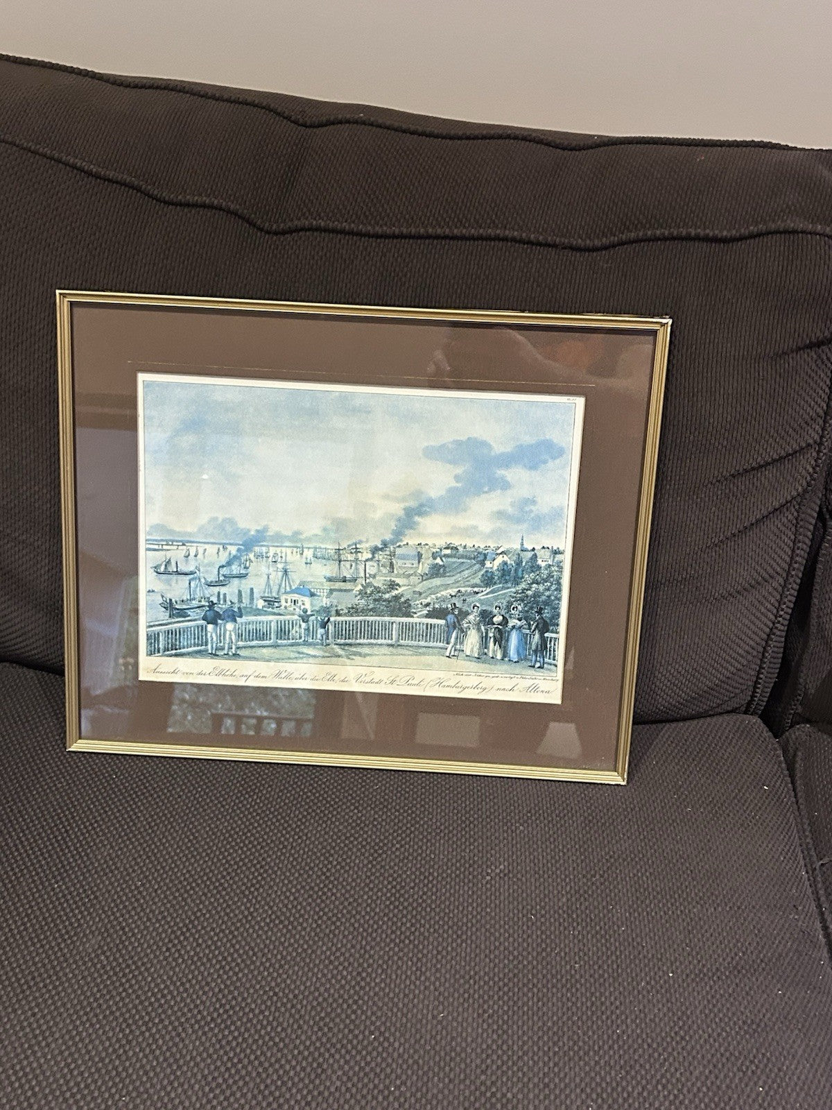 Framed Vintage Offset Print of 19th Century Hamburg Scene – Peter Suhr