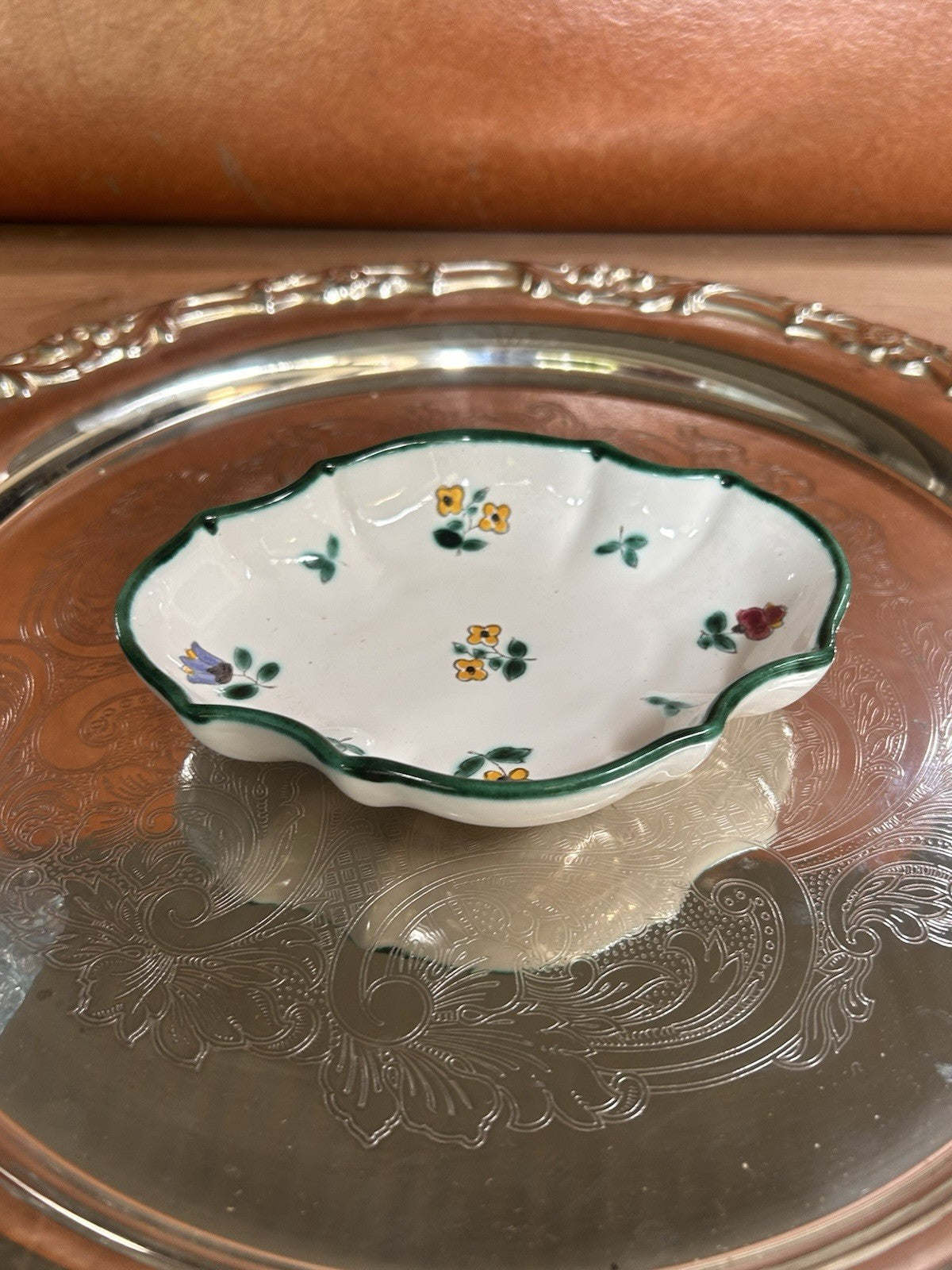 Gmundner Keramik Austria Handmalerei Floral Scalloped Dish Bowl 137/3