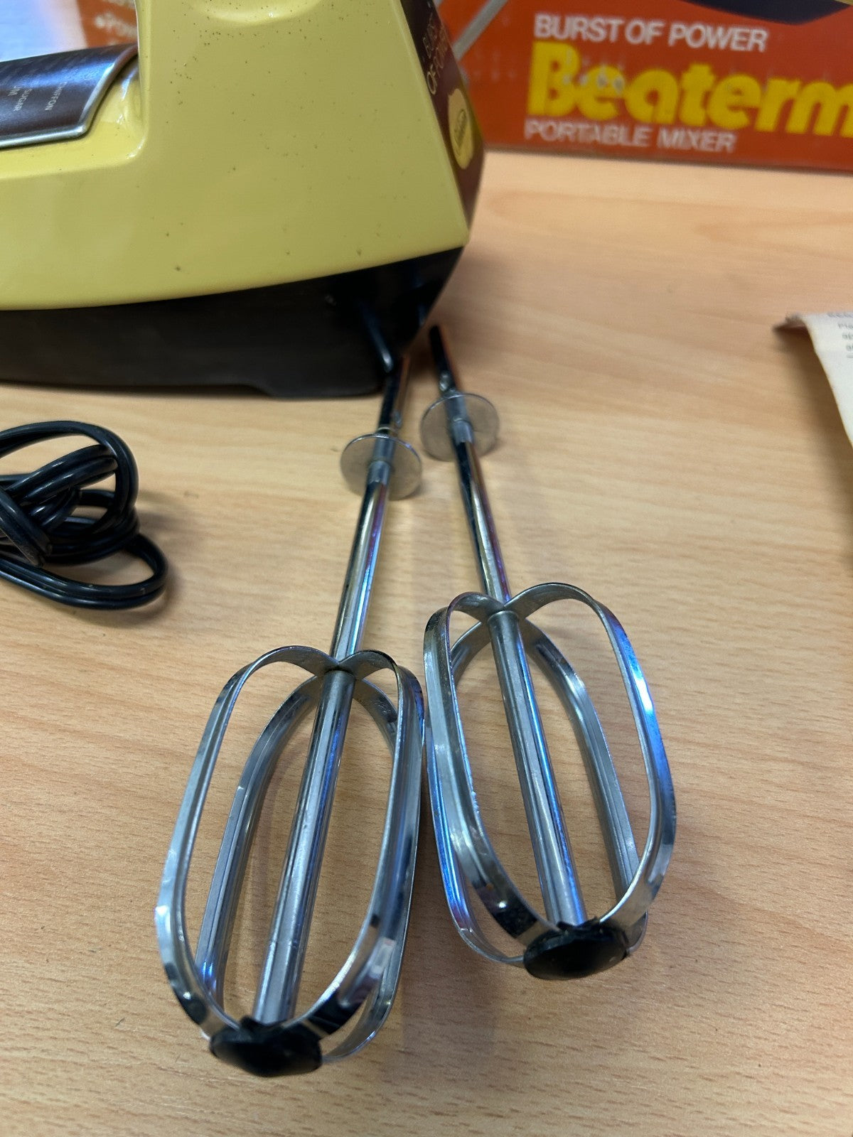 Vintage Sunbeam Beatermix JM7 Portable Mixer Boxed c1960s Australia