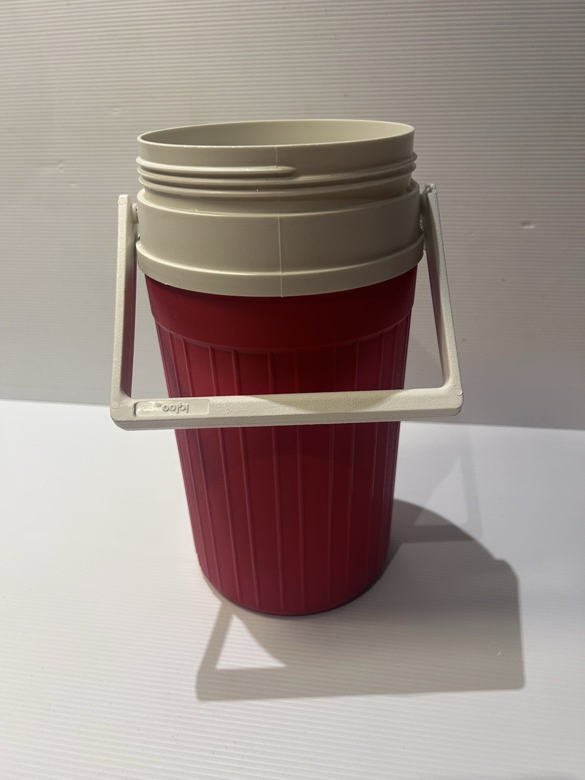 Vintage Pizza Hut Igloo Cooler – Retro Red Thermos Jug 90s Promotional Drinkware