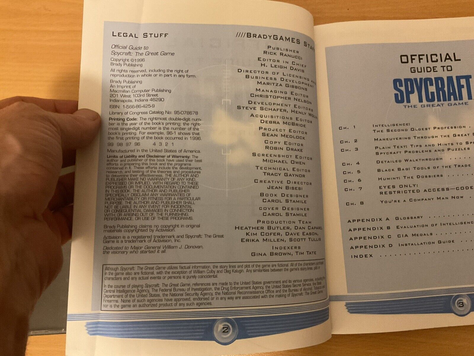 SPYCRAFT PC CDROM Vintage Game - Activision 1996 and Official Guide Book 1996