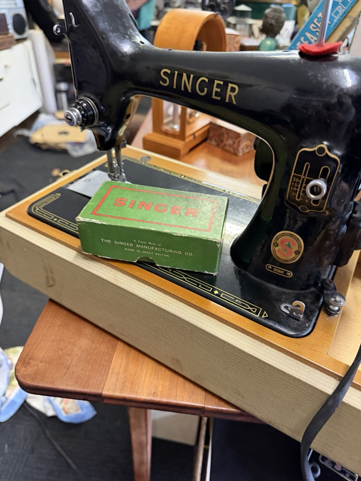 Vintage Singer 99K Sewing Machine One Owner Portable Electric Made in Britain