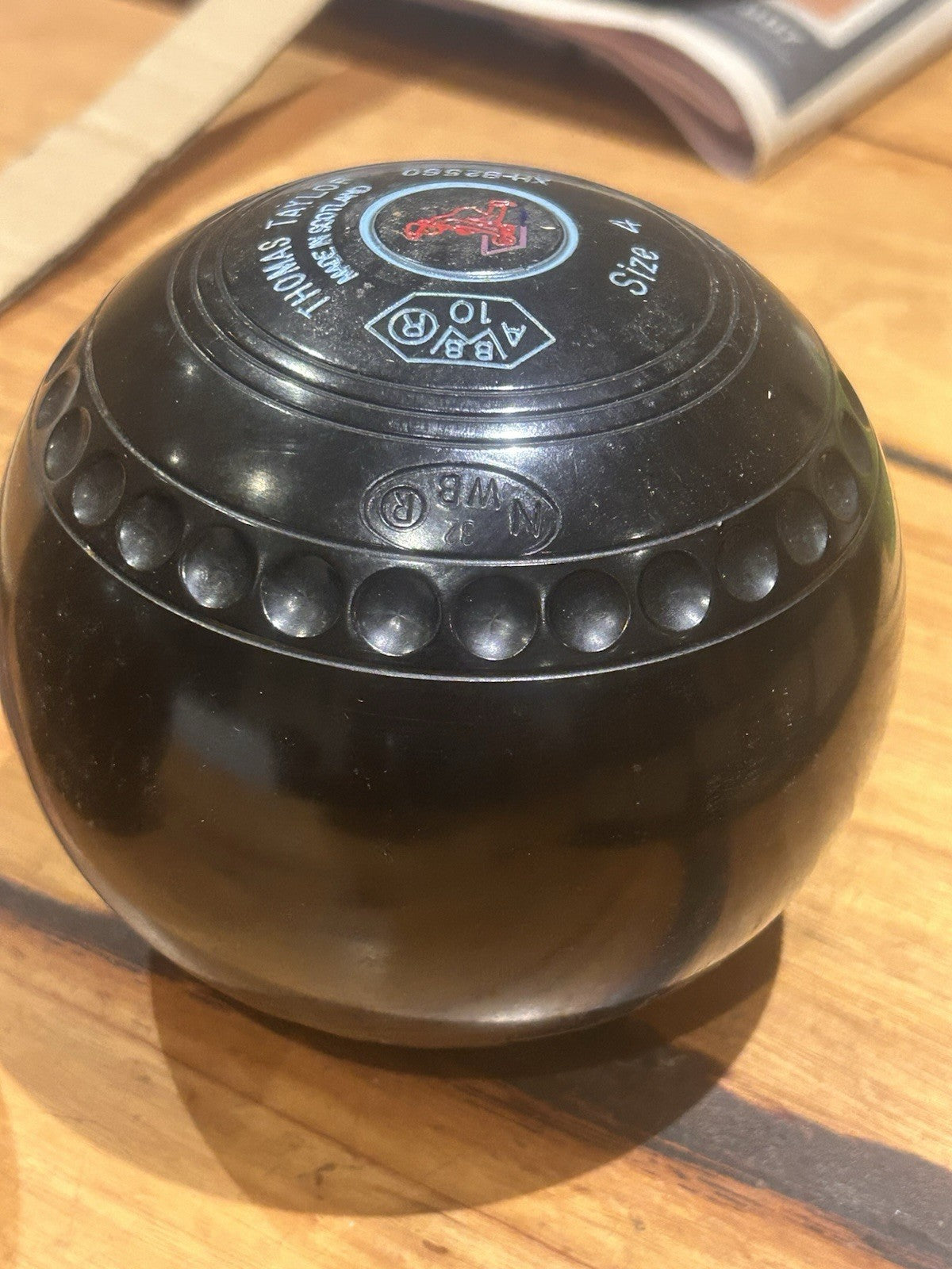 Taylor Vector Size 4 X-Heavy Lawn Bowls Approved 2032 Dual Stamp Boxed