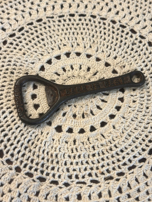 1923 Brickwoods Brewery Cast Iron Bottle Opener Reg Design 702661 Barware