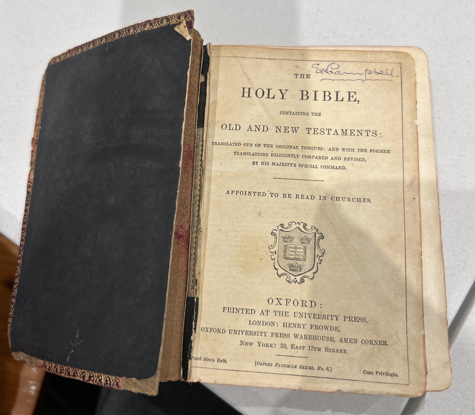 Holy Bible Oxford University Press Miniature Edition – Henry Frowde C 1900s