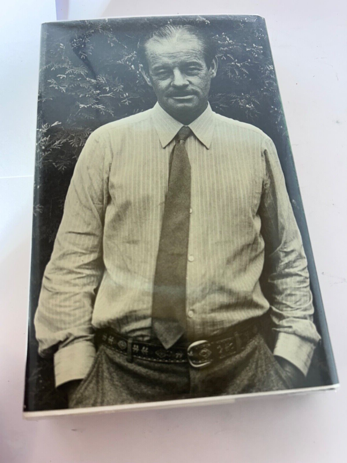 8 Alistair Maclean Books including 6 First Editions including HMS Ulysses