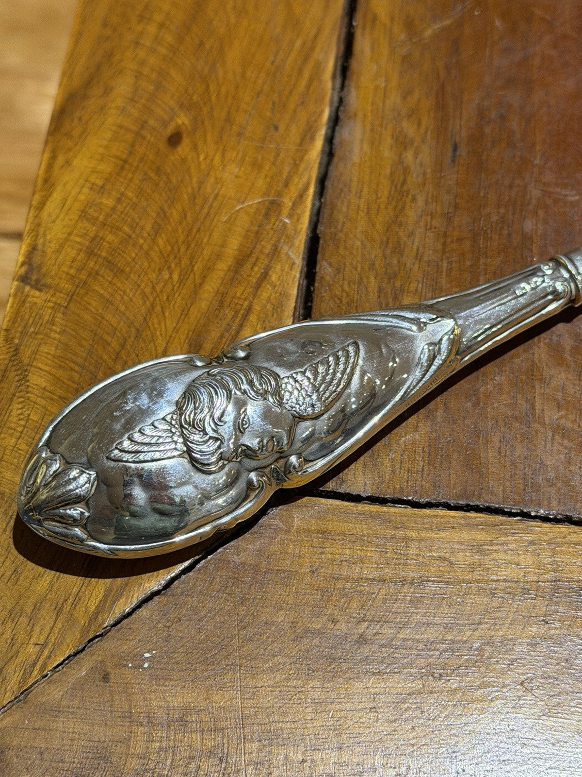 Antique Sterling Silver Cherub Button Hook 1904 Birmingham Henry Matthews