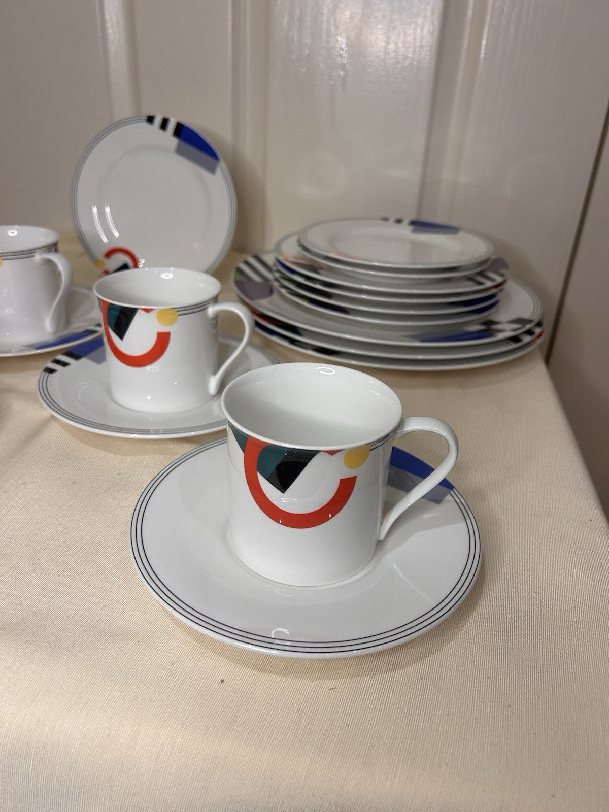 Mikasa Maxima High Spirits Dinner Set 14pc Memphis Style 1980s Japan 