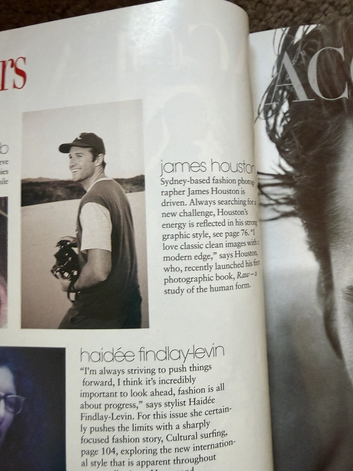 Vintage  February 1998 VOGUE Australia Magazine