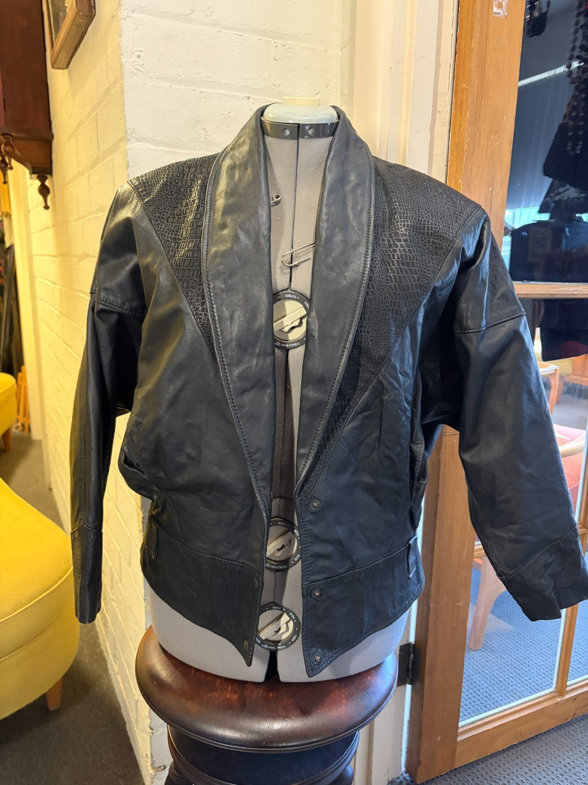 Vintage Black Leather Jacket – Exclusive Leather Ranch – Size 14
