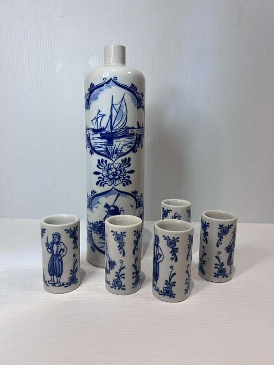 Vintage 1970s-80s Ceramarte Blue & White Ceramic Decanter & 5 Shot Glasses – Dut