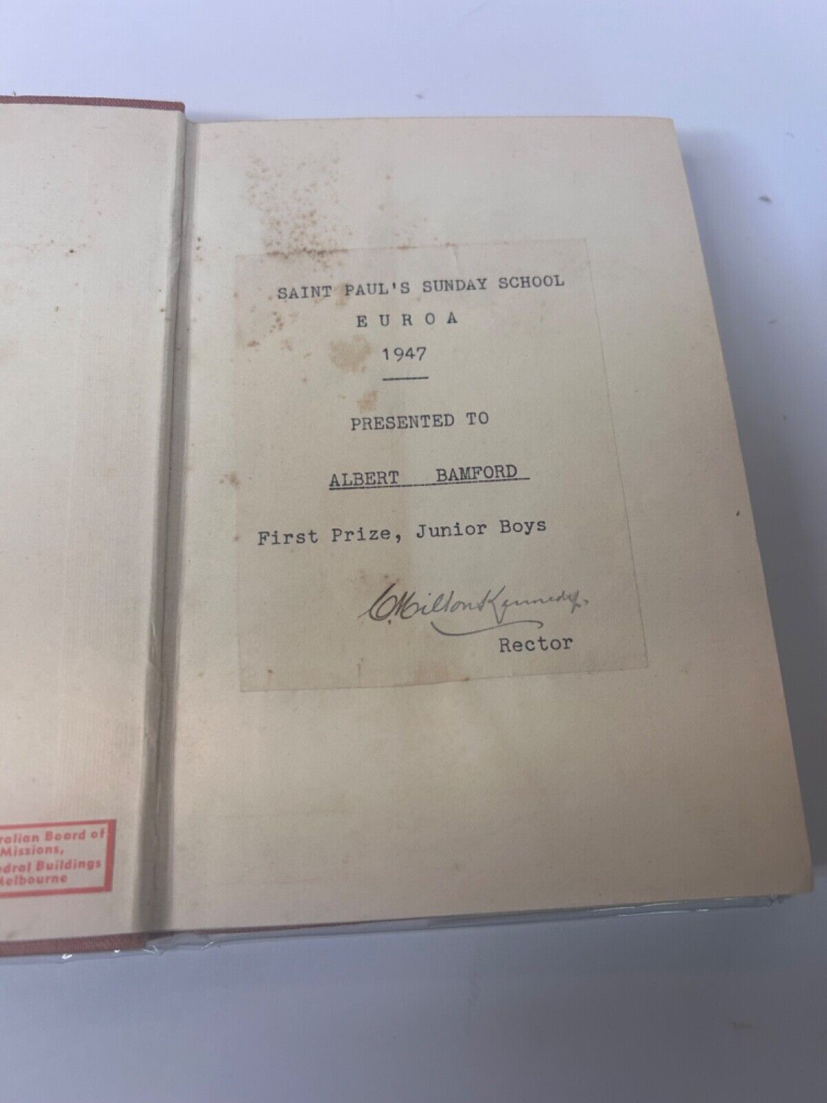BIGGLES IN AFRICA BY CAPTAIN W.E.JOHNS. 1946 HARDBACK DUST JACKET COLLECTABLE