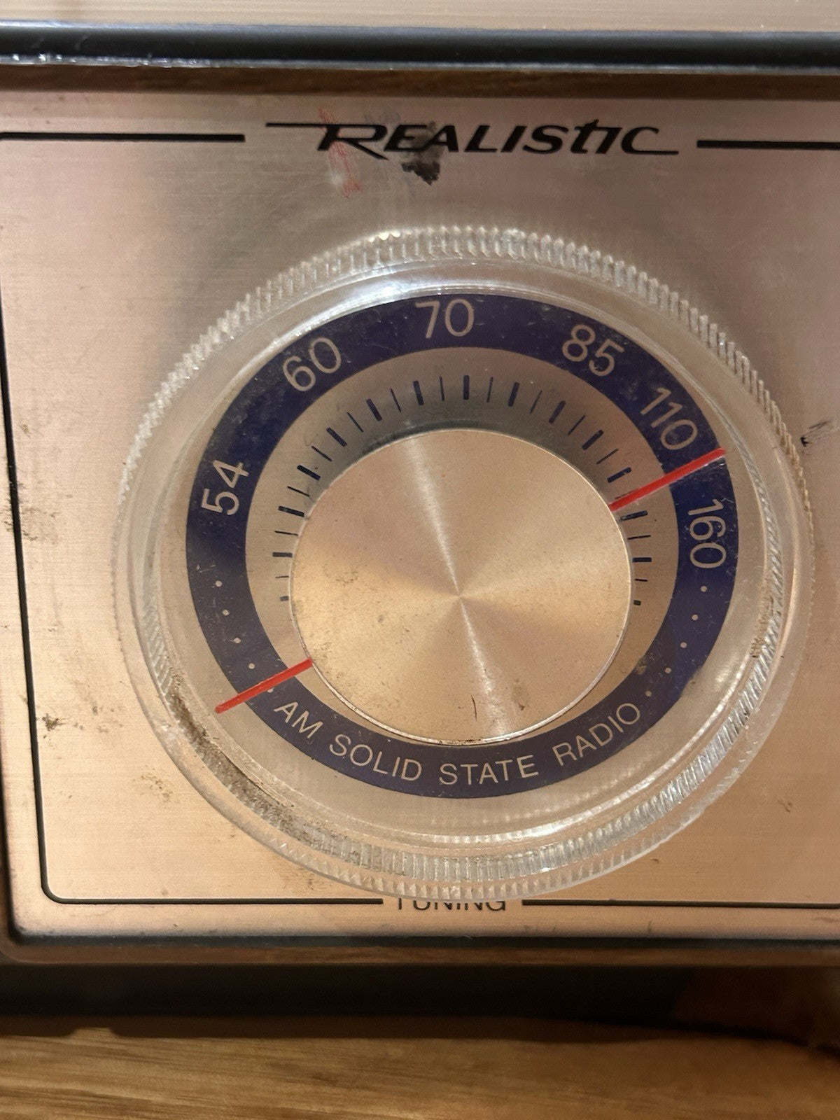 Vintage Realistic 12-679 AM Solid State Table Radio Tandy Hong Kong 240V