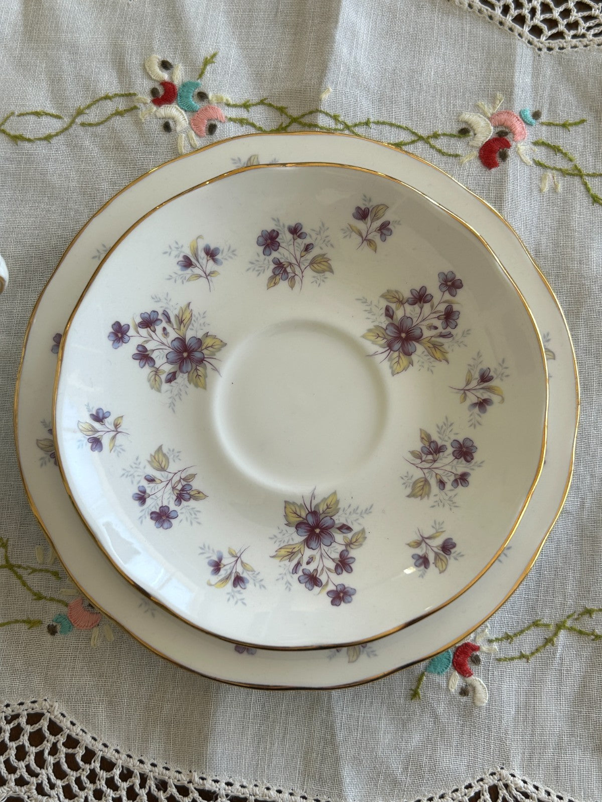 Duchess Woodside Trio Bone China | England Teacup, Saucer & Plate | Floral Gold