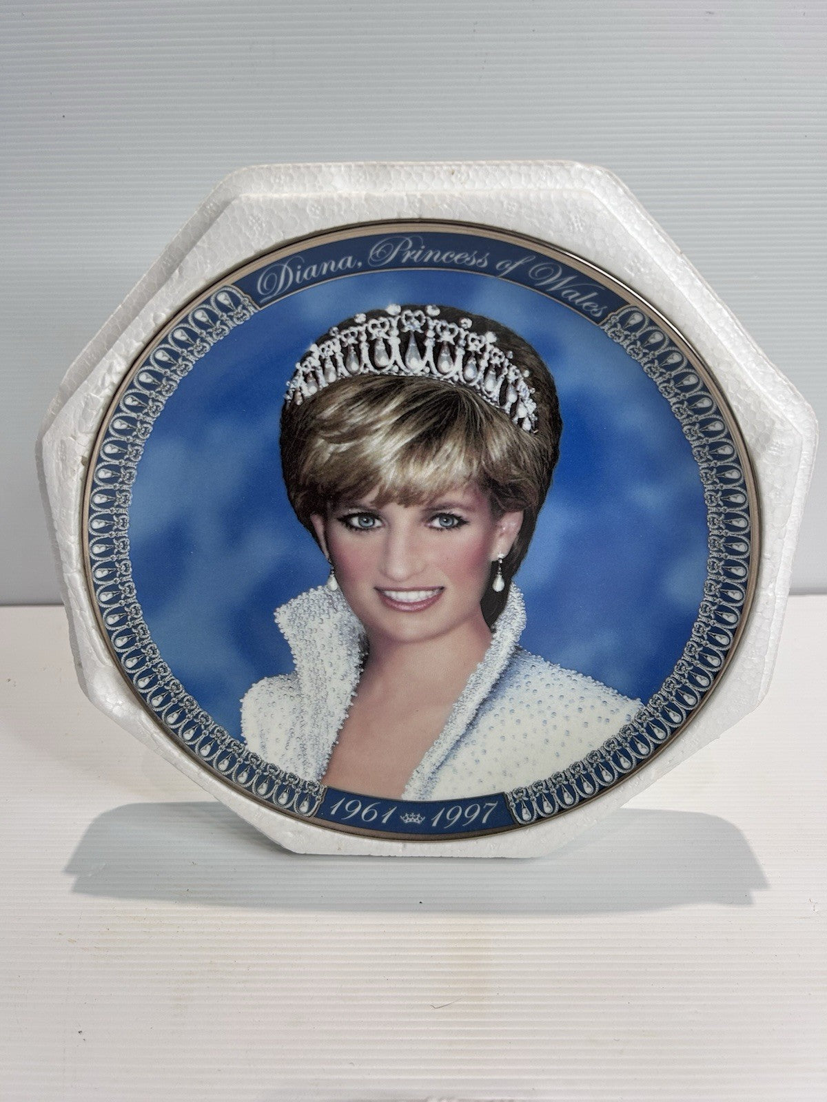 Princess Diana 1961–1997 Franklin Mint Commemorative Plate Collector’s Edition