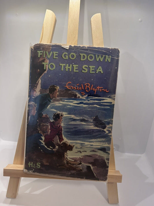 Five Go Down To The Sea. Enid Blyton Famous Five 1954 Edition With Dust Jacket