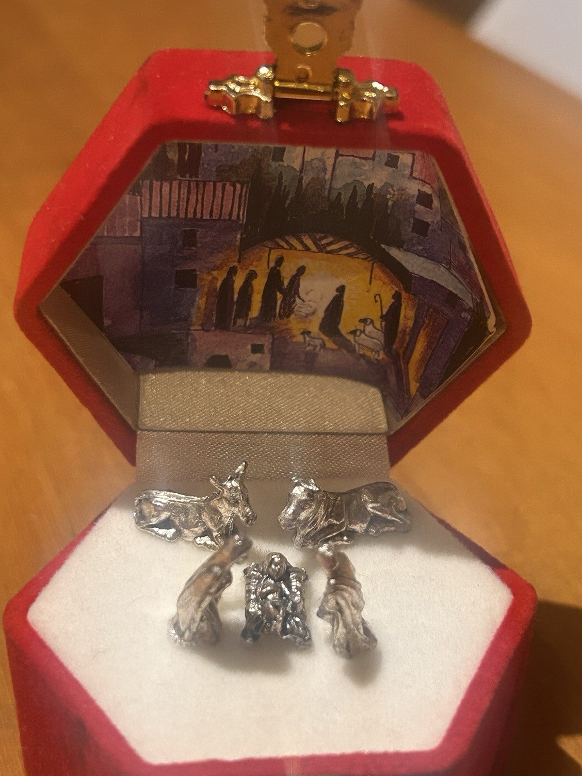 Miniature Pewter Nativity Set in Velvet Display Box Christmas Crèche Scene