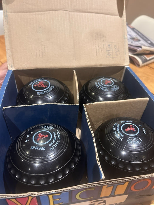 Taylor Vector Size 4 X-Heavy Lawn Bowls Approved 2032 Dual Stamp Boxed