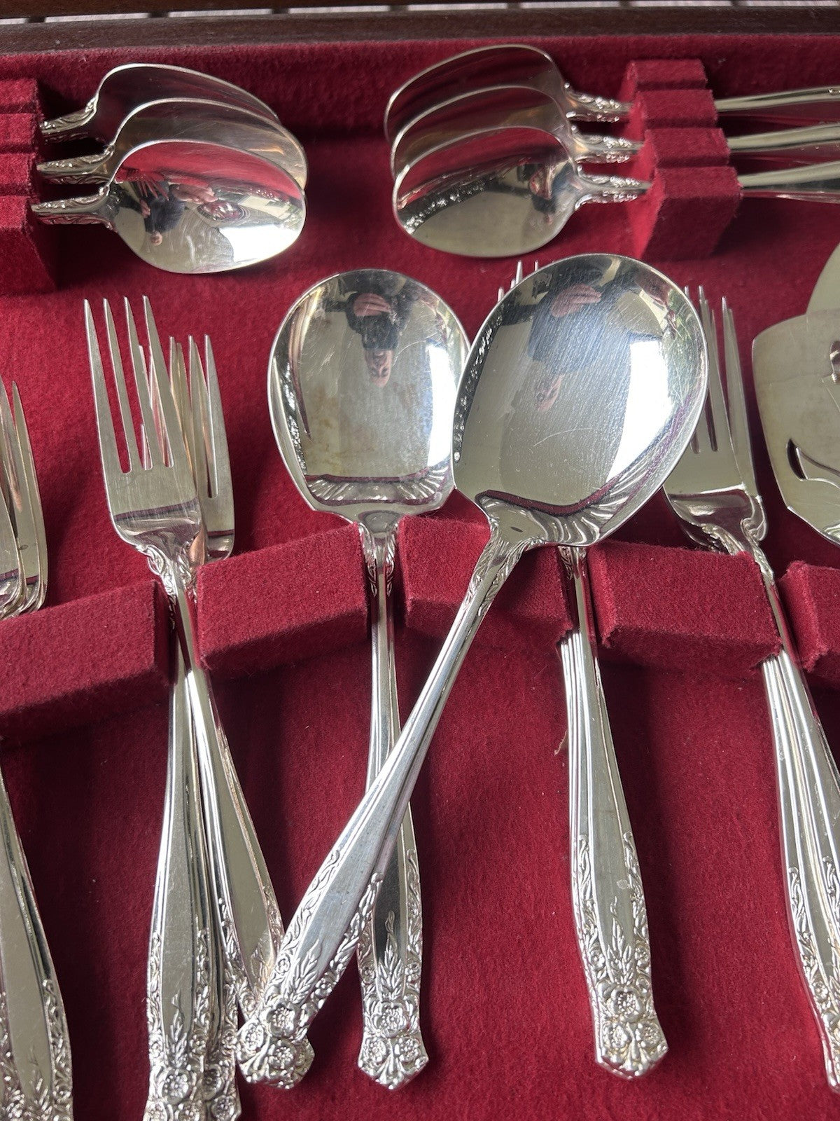 Grosvenor Laureate Silver Plated Cutlery Set for 6 + Serving Pieces 1960s Vintag