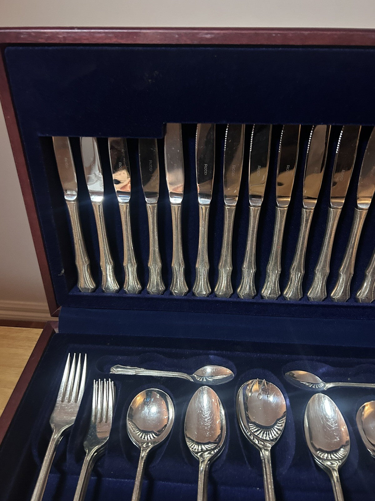 Rodd Duchess - 45 Piece Cutlery Set For Six - Silver-plated, Made In Australia