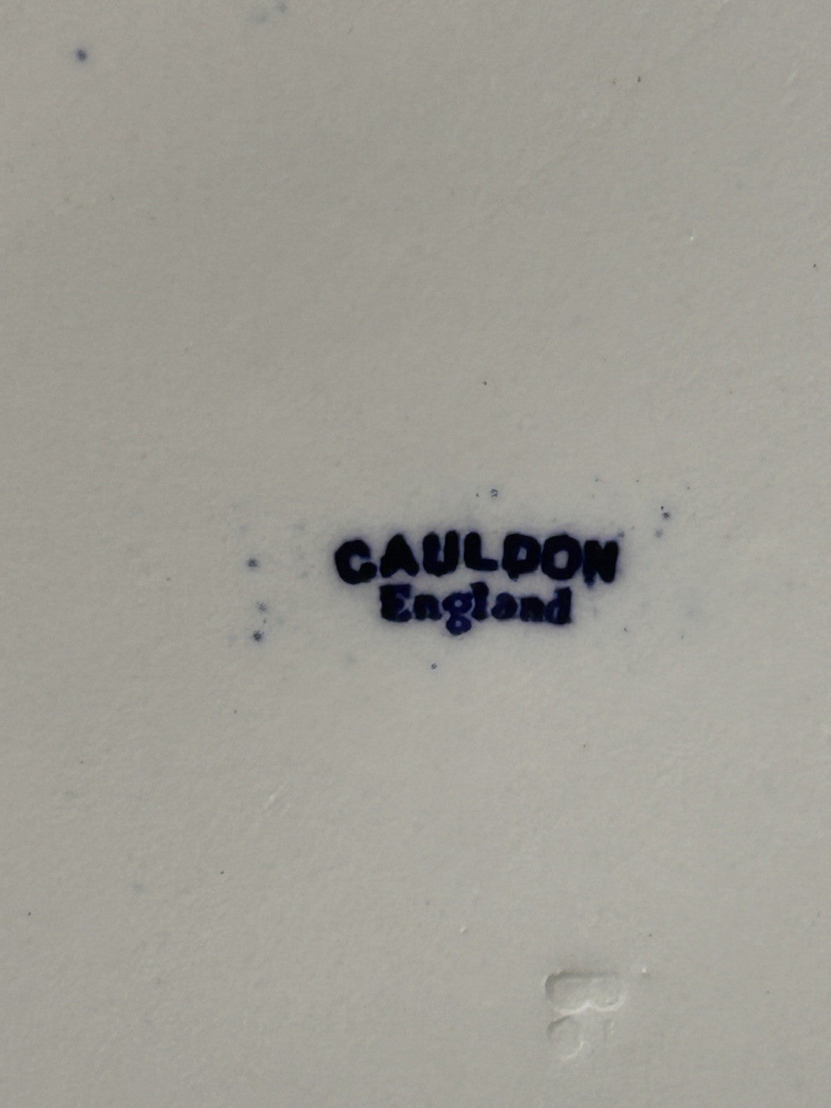 Cauldon England Plate c1912-30 Queen Victoria Memorial Buckingham Palace