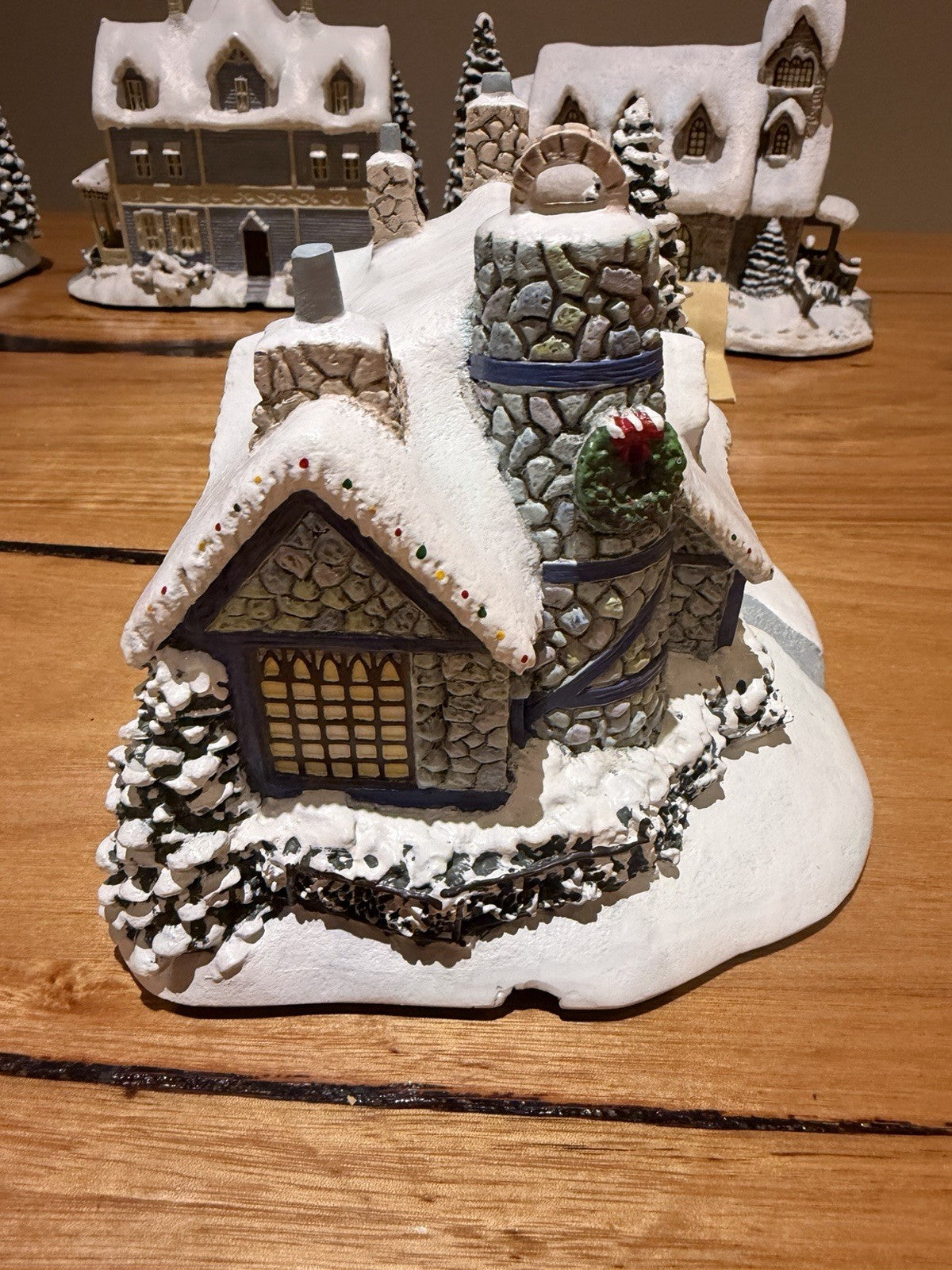Thomas Kinkade Stonehearth Restaurant Hawthorne Village Christmas House COA