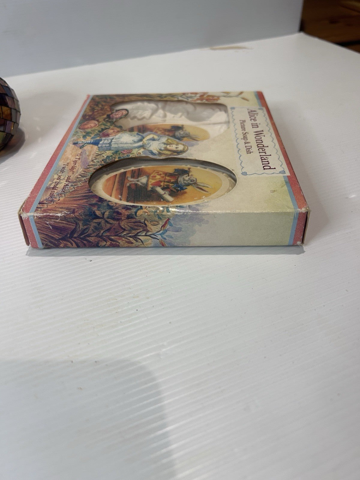 Vintage 1993 Alice in Wonderland Soap & Ceramic Dish Set – New in Box, UK Made