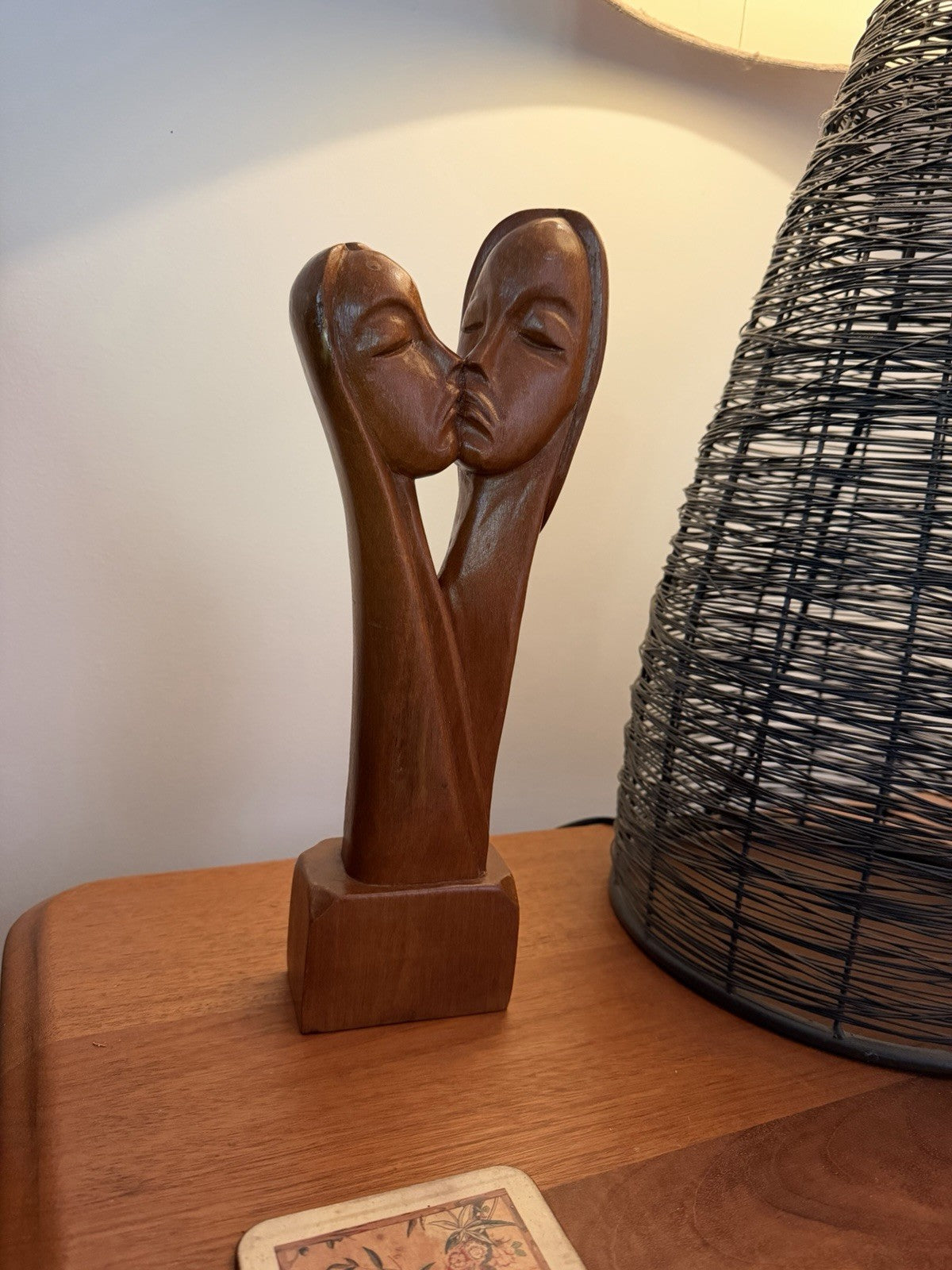 Vintage Hand Carved Wood Kissing Couple Sculpture Lovers Figurine 35cm