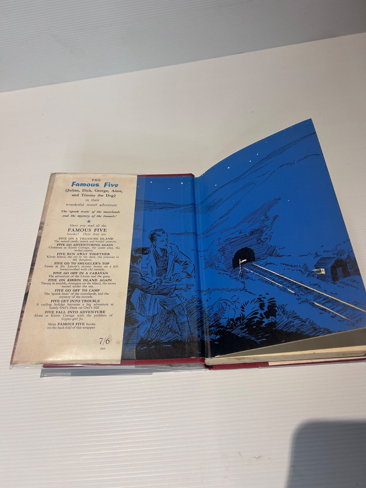 Five Go Off to Camp Enid Blyton 1953 HC DJ 5th Impression H&S Famous Five