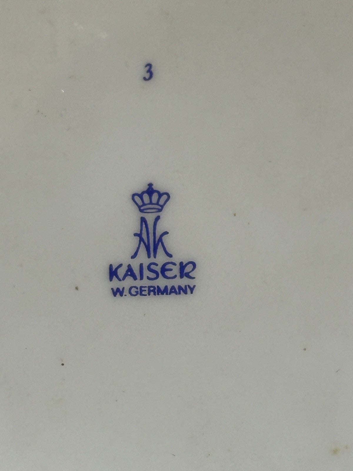 Kaiser W. Germany Cat Collector Plate AK Porcelain Tabby Jungle Ferns