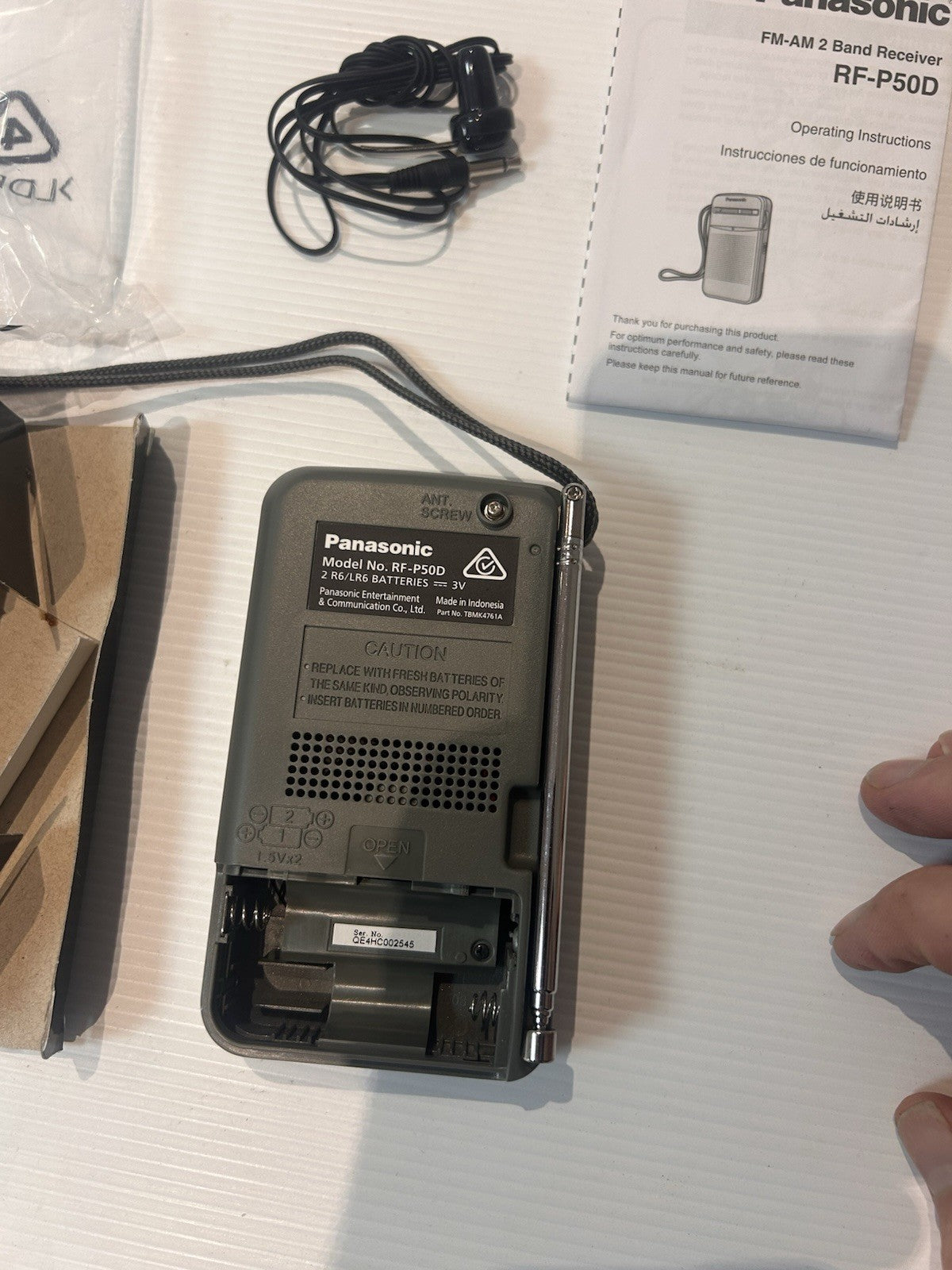 Panasonic RF-P50D FM AM 2-Band Portable Radio Silver Boxed (No Battery Cover)