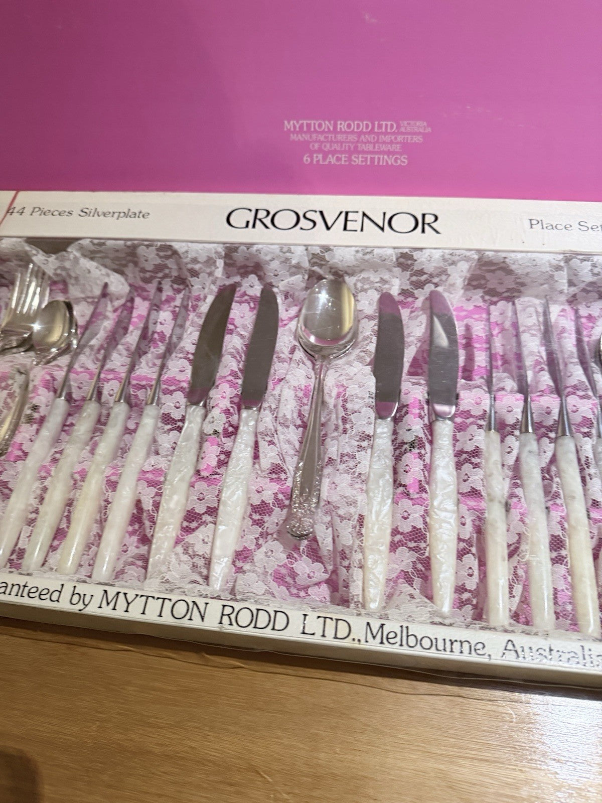 Grosvenor Laureate 44pc Silverplate Cutlery Set Boxed Pearlex AU