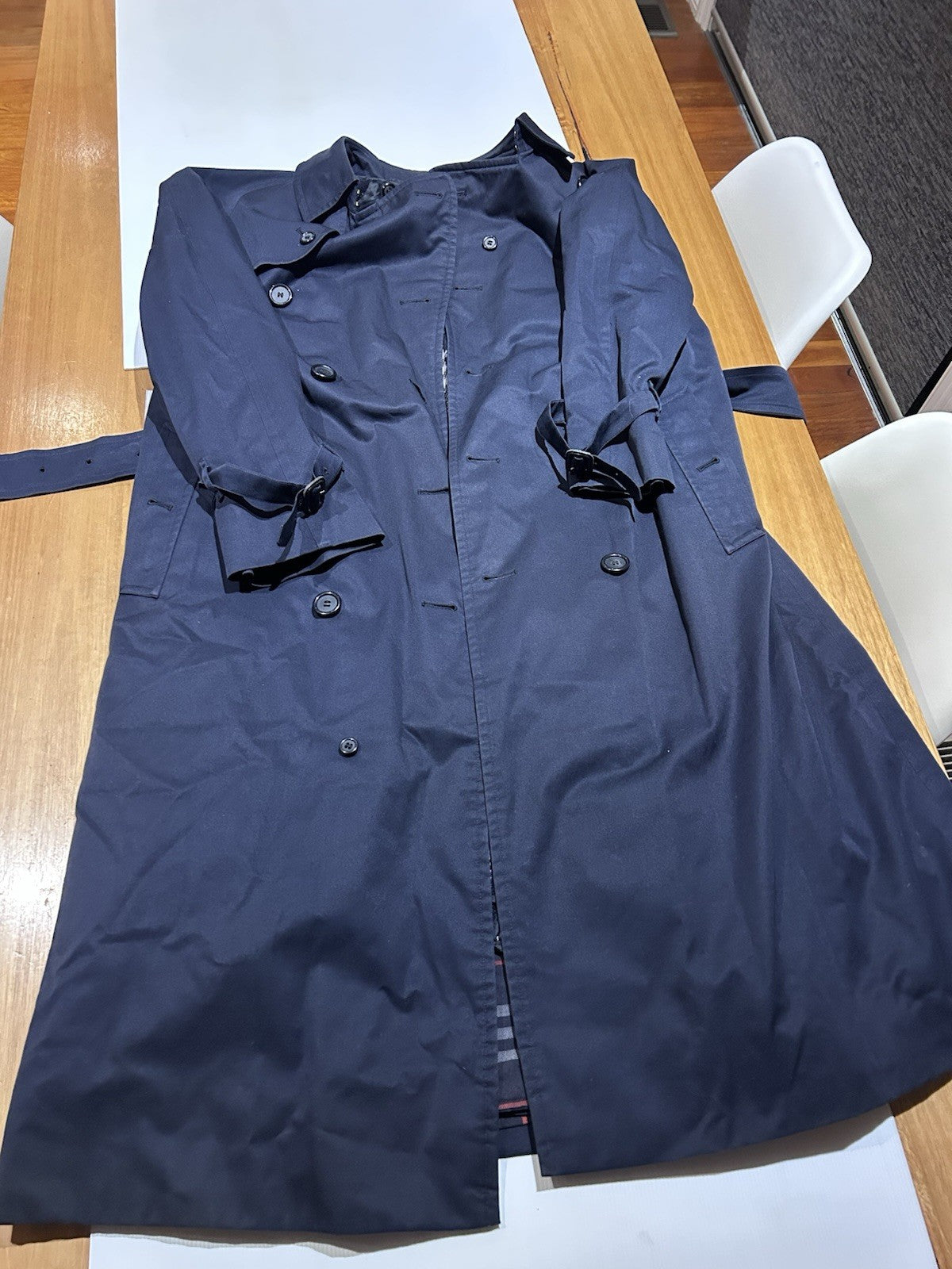 AS NEW Vintage Burberrys Trench Coat 52R Made in England Removable Wool Liner