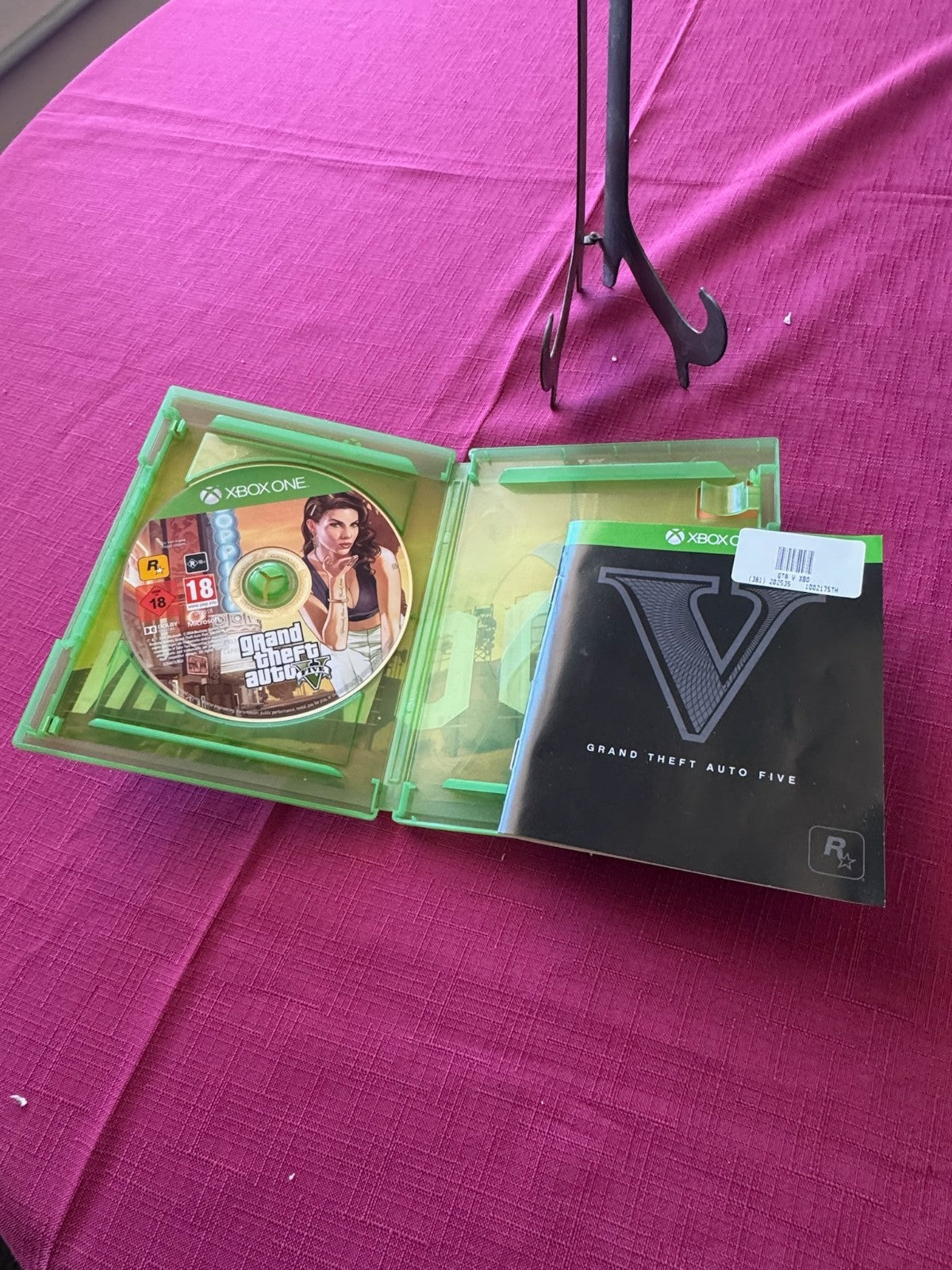 Grand Theft Auto V GTA 5 Xbox One Complete w Manual – PAL | 2014