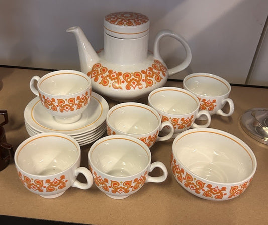Ridgway Ironstone Christina Tea Set w Teapot 6 Cups And Saucers And Sugar Retro