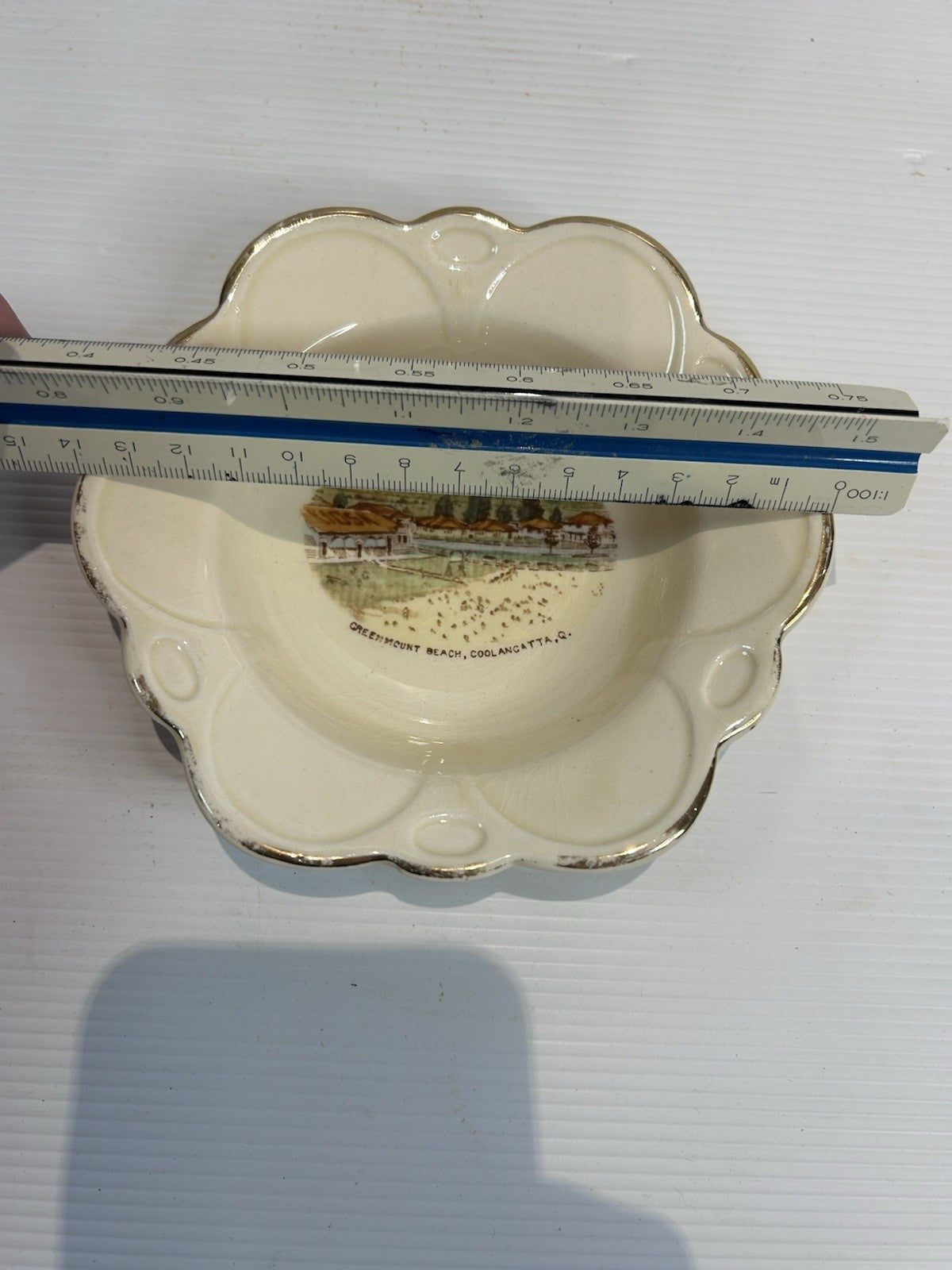 Crown Devon Souvenir Dish Greenmount Beach Coolangatta QLD c1930s