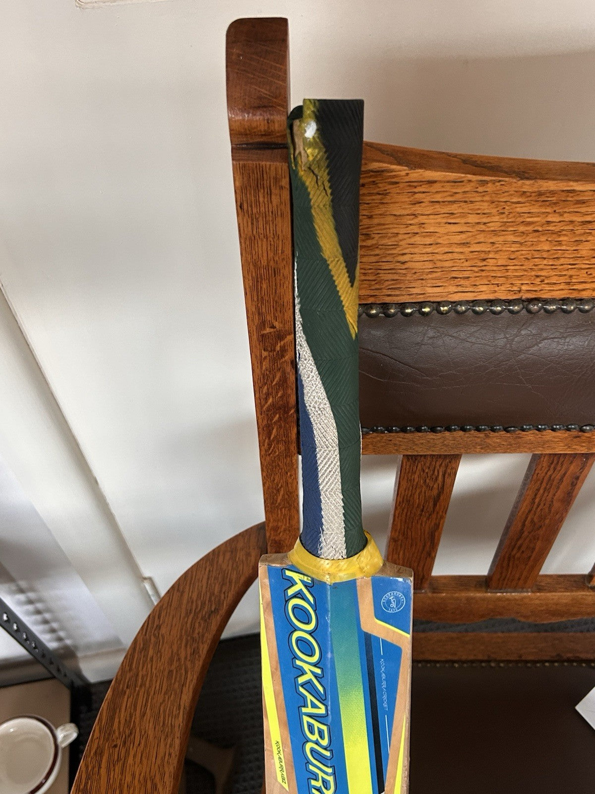 Signed Dean Jones Kookaburra Ignite Pro 600 Cricket Bat Kevin Peters Auto 
