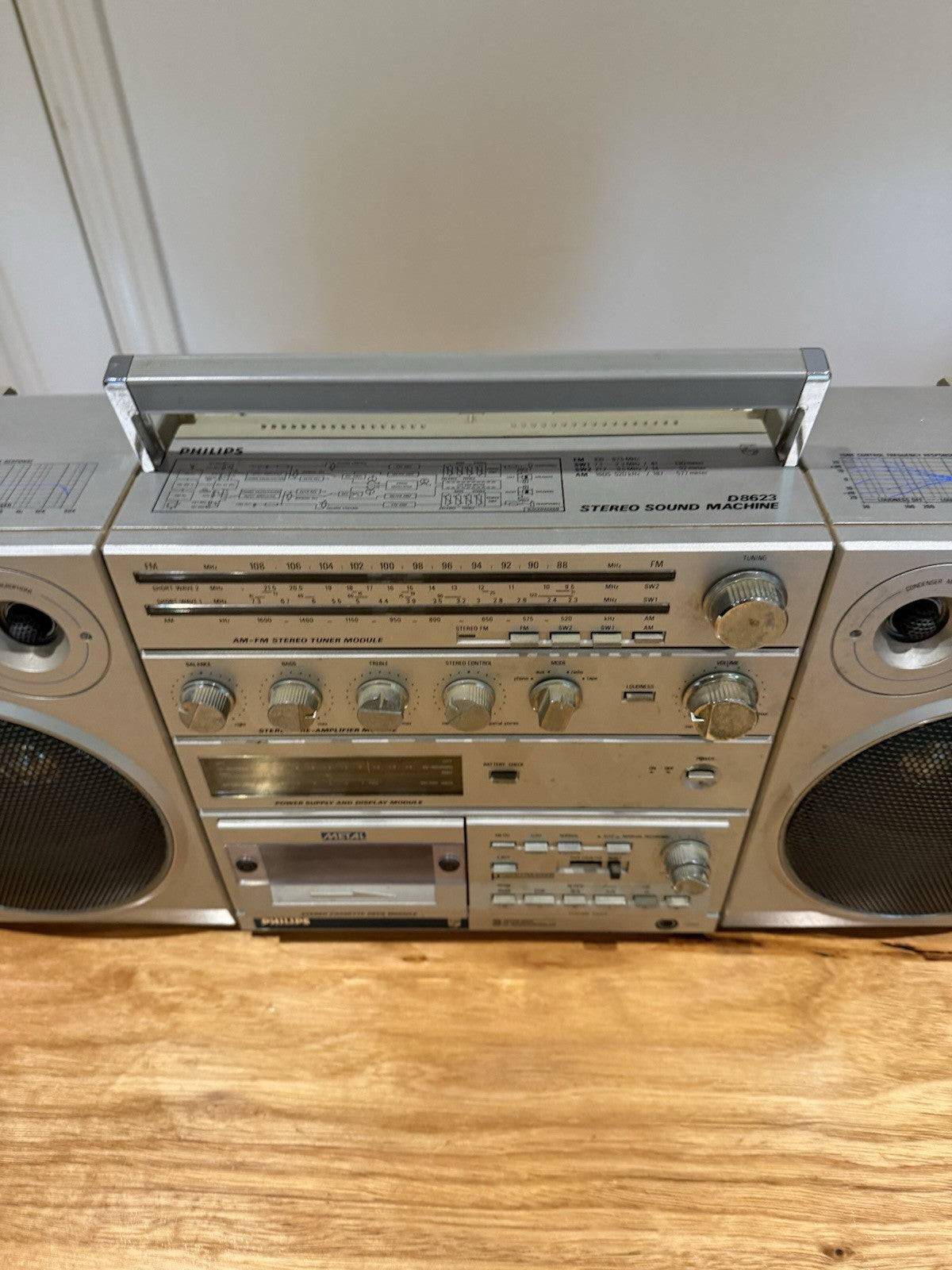 Philips D8623 Stereo Sound Machine Boombox Radio Cassette Vintage Tape Fault