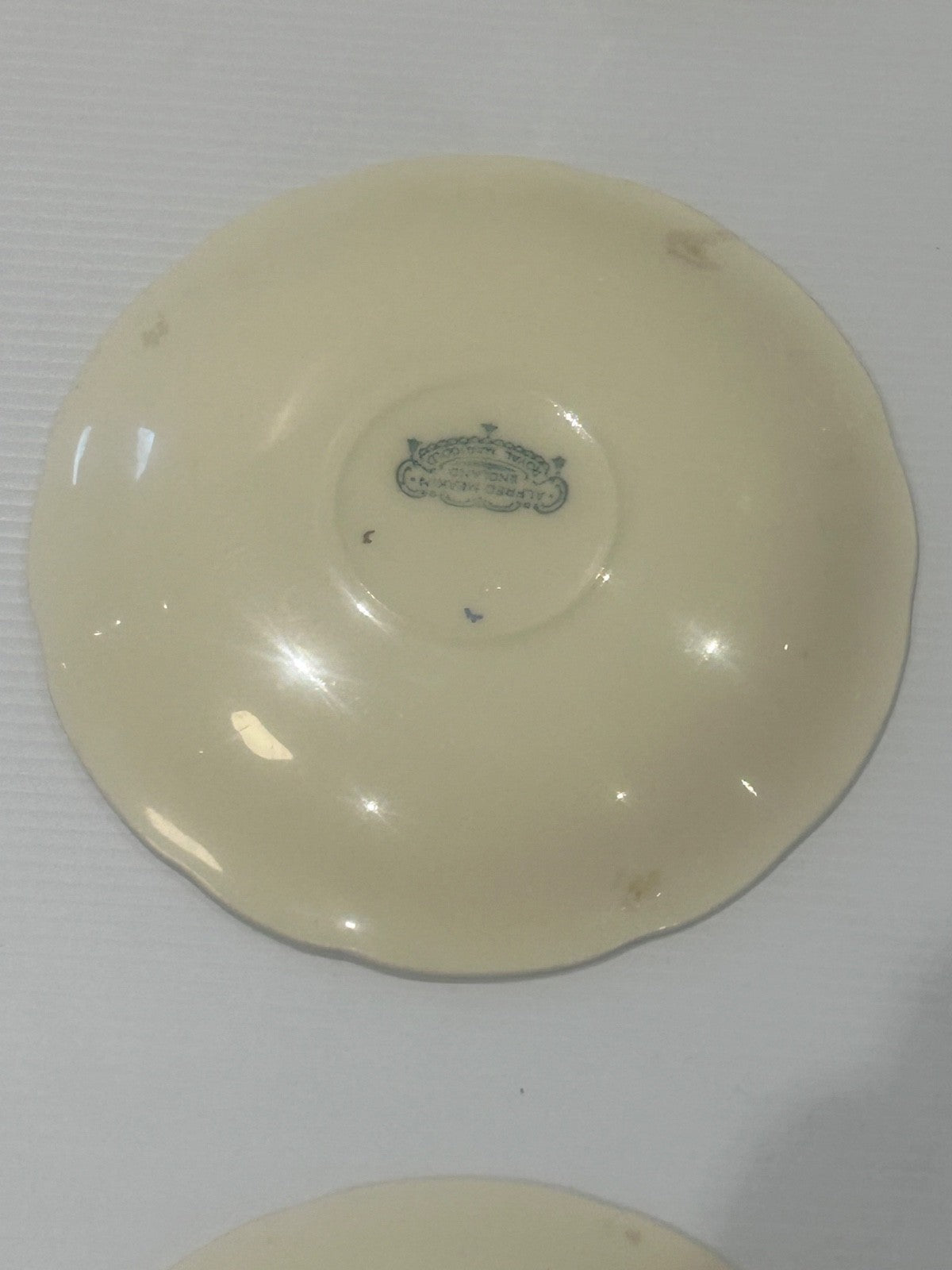 Royal Marigold Raymond Meakin 4 Cups/Saucers , Jug, Sugar & Plate & free extras