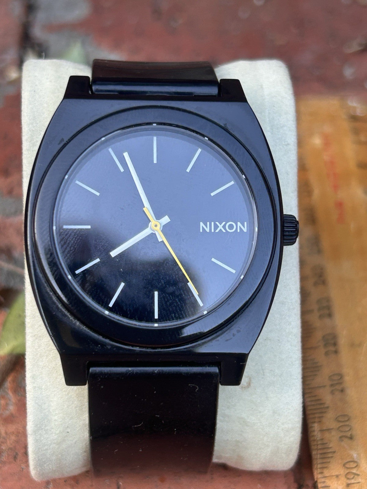 Nixon Minimal Time Teller P Watch Black Quartz Japan Movt 100m New Battery