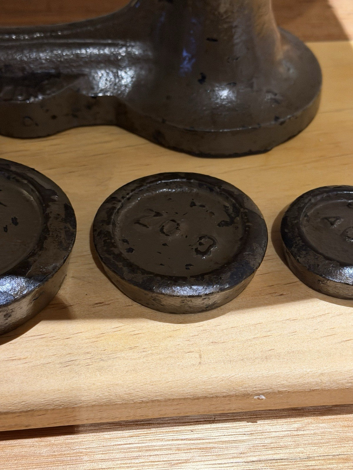Vintage Metters Sydney Cast Iron Balance Scales w Weights Apothecary