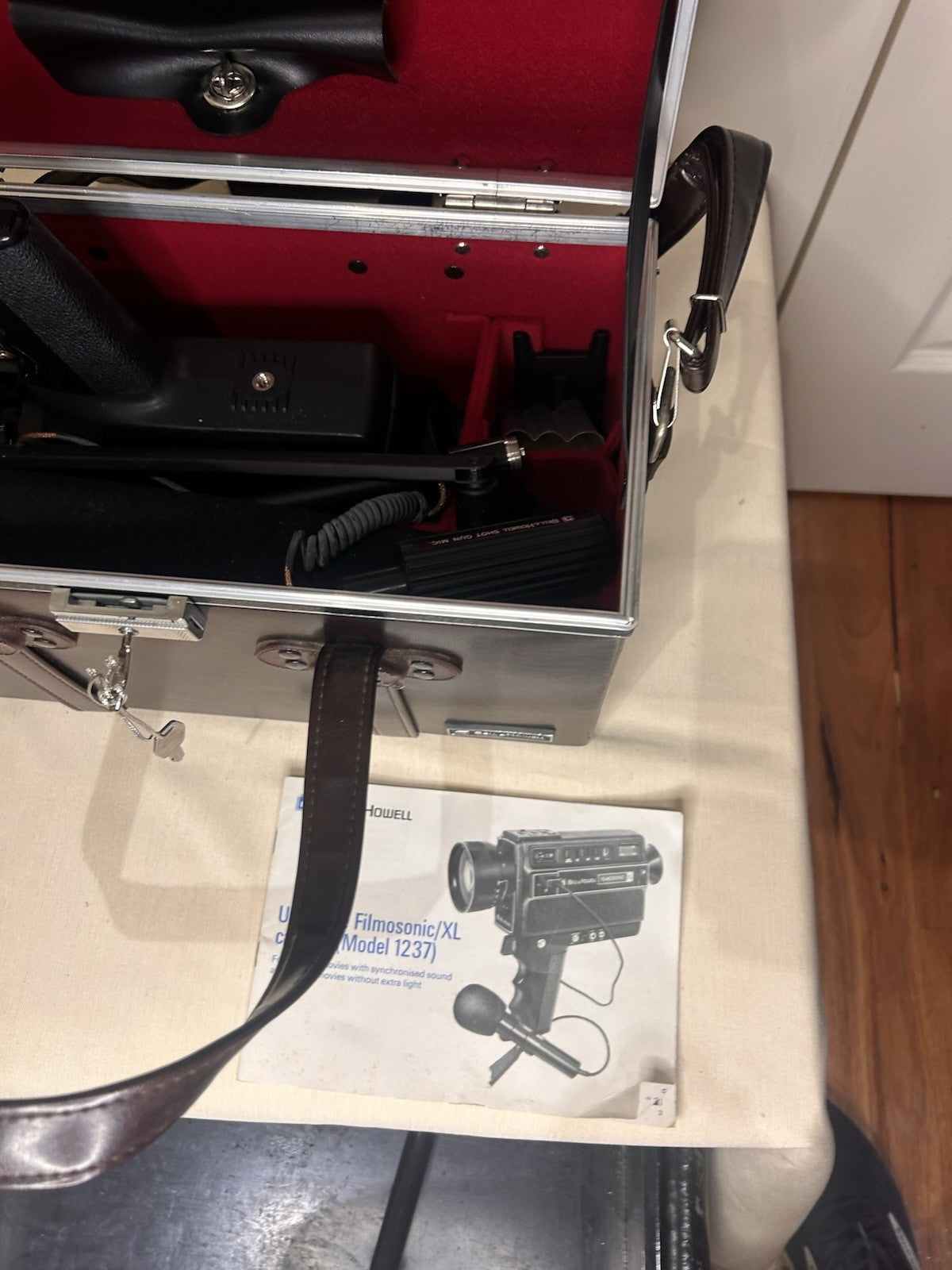 Bell & Howell Filmosonic XL Super 8 Camera – Complete Working Kit (Model 1237)